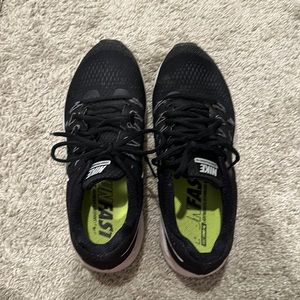 Nike Zoom Pegasus Tennis Shoes